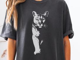 Cougar T-Shirt, Minimalist Puma Graphic Print, Mountain Lion Wildlife Art, Unisex Nature Shirt, Big Cat Lover Gift, Modern Animal Design L black