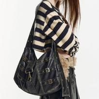American Retro Punk Pu Leather Handbag Metal Butt Shoulder Bags Tote Woman Bag Large Capacity Commuting Storage Bag Purse black