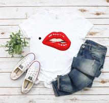 Red Biting Lips Hot Babe Party Vibe Tee Trendy Graphic Tshirt Sexy Lips Tee M gray
