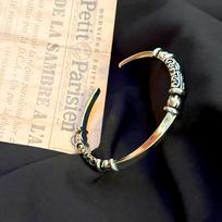 Personalized Retro Möbius Strip Bracelet - Trendy Open Design for Men balta