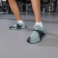 Nike Metcon 10 Šviesiai pemzos juodos mineralinės skalūno vyriški sportbačiai 43 gray