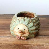Lovely Ceramic Kiln Glaze Hedgehog Creative Design Succulent Plant Pot 1pc Firm Durable Succulent Garden Pot Home Decoration A beige