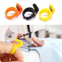 1Pcs Plastic Thimble Sewing Ring Thread Cutter Finger Knife Sewing Craft Diy Tool random color