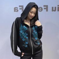 A New Style of Hoodie Jacket for Women's Autumn and Winter with Rhinestones A Small Zippered Cardigan and Hooded Sweatshirt One Size