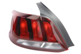 Žibintas galas Kairė PEUGEOT 301