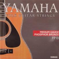 Stygos akustinei gitarai Yamaha FP13