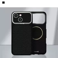 Evelatus Apple iPhone 15 Carbon Premium Edition MagSafe dėklas juodos spalvos