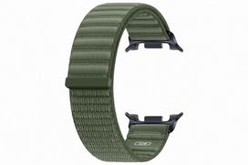 Alyvuogių spalvos „Samsung SVL32SG Fabric Band“ medžiaginis laikrodžio dirželis (S/M), skirtas „Galaxy Watch9“ ir „Galaxy Watch8“