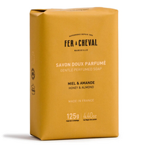 FER A CHEVAL parfumuotas muilas su medaus ir migdolų aromatu 125g