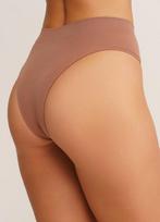 Braziliško kirpimo kelnaitės su grūdėta tekstūra BRASILIAN BRIEFS GRAIN Giulia, spalva mokko