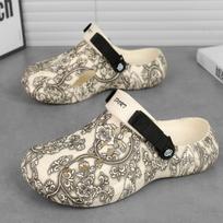 Fashion Men's Slippers Outdoor Sandals Beach Clogs Comfortable Soft Slides Indoor Water Shoes Men Outdoor Sandals Big Size 40-41