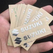 Automobilio interjero lipdukai Emblema Lipdukas Dekoravimo priedai Suzuki Jimny Swift Samurai Vitara SX4 Alto Kaiser Ingnis DZire Swa 2Pcs white