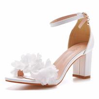 Moteriškos basutės su kulnu Vestuvinės Gėlių Sagtis Dirželis PU 7CM Kvadratinis Kulnas Vestuvinėms Nuotraukoms Elegantiški Moteriški Batai Madingi Batai Aukštakulniai 43 white