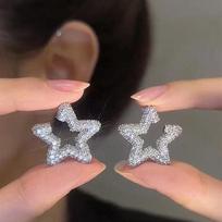 Wavy Outline Hollow Five-point Star CZ Stud Earrings Micro Pave Clear Crystal Piercing Earrings Ladies Trendy Fashion Accessories beige