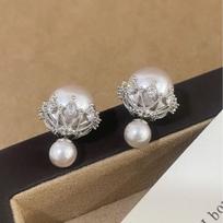 Elegant French Manta Rose Pearl Lace Earrings - Versatile High-End Exquisite Studs gray
