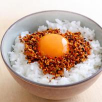 Kioto Ribotas Sanneizaka Maiko-han Hi-hi Kyotan Čili aliejaus Furikake Ochanoko Saisai 80 gramų (x 1) orange