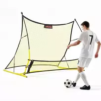 Futbolo atmušimo tinklas. 183 x 108.5 cm. kamuolio paso ir kontrolės treniruotėms. stiklo pluošto stulpeliai ir geležinis rėmas