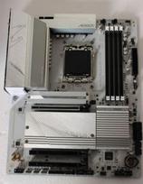 SALE OUT. Gigabyte USED, REFURBISHED, WITHOUT ACCESSORIES, ONLY BACK PANEL INCLUDED B650 A ELITE AX | 2000001421963