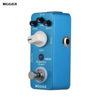 MOOER Ensemble Queen Bass Chorus Effects Pedal blue