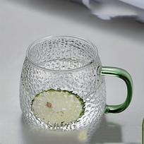 Ananaso rašto izoliuota stiklinė su rankena, 400 ml – arbatai ir vynui, Žalia