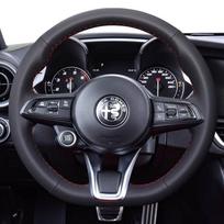 Rankomis siūta juoda natūralios odos zomšinė neslystanti automobilio vairo apdanga, skirta Alfa Romeo Stelvio Giulia 2020-2022
