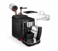 Kavos aparatas DeLonghi MAGNIFICA ECAM 22.115.B, 1450 W, su pieno putų plakikliu