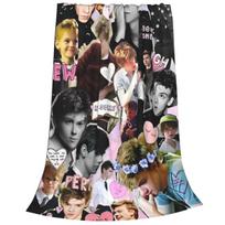 Thomas Brodie Sangster Collage Knitted Blankets Fleece Throw Blankets Home Couch Portable Lightweight Bedsprea Size: 75*100cm, Weight: 230 GSM gray