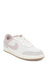 Nike - Wmns Air Jordan Skyline Low - Sportiniai žemapadžiai sportbačiai - Balta