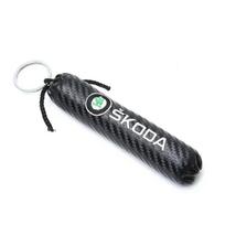 Car Keyring Keychain for Skoda Yeti Fabia Superb Kodiak Karoq Kamiq Rapid Kodiaq 1 Octavia A5 Spaceback Auto Logo Key Ring Chain kyvc74 white