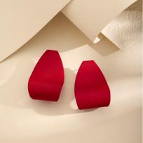 Trendy Geometric Curved Metal Ear Studs: Hong Kong Style mėlyna