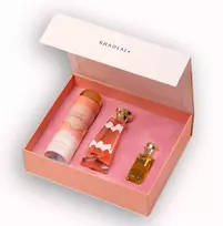 Set Khadlaj: Cloud Candy Extrait De Parfum Unisex, 100 ml + Cloud Candy dezodorantas purškiklis moterims, 200 ml + Cloud Candy kvepalų aliejus unisex, 25 ml