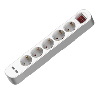 Prekės namams // Ilgintuvai // Przedłużacz z pięciokrotnym gniazdem z wyłącznikiem; schuko i usb; 5x2p+z; 16a; 1,5m; biały