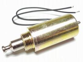 Dviejų kolonų keltuvo 24V DC elektromagnetas