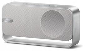 Nešiojama kolonėlė BOSE SoundLink, sidabrinė