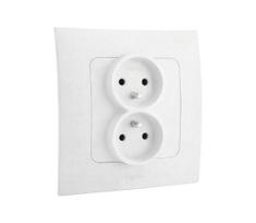 Legrand - Dvivietė sieninė rozetė 250V/16A su rėmeliu NILOE balta
