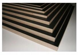 Neslystanti fanera 18x1250 x 2500mm