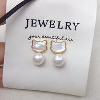 Natural Freshwater Pearl Earrings Natural Sea Shell Black Cat White Cat Pearl Earrings gray