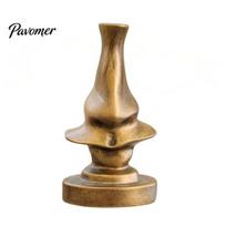 Humorous Office Decor Big Nose Glasses Holder, Retro Resin Eyeglass Stand, Artistic Sculpture Statue Eyewear Display Organizer for Home And 1pc