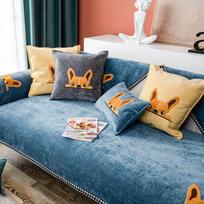 Modern Solid Color Sofa Cover Cartoon Dogs Nordic Chenille Solid Color Sofa Towel Universal Non-slip Couch Cover for Living Room 70x70cm 1pcs white