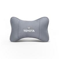 1Pcs Car Seat Headrest Neck Pillow Head Support Cushion For Toyota 86 Corolla Yaris Prius CHR Camry Auris Prado RAV4 Hilux Aygo PM1 pink