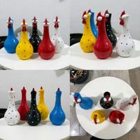 Long Neck Colorful Chicken Statue Big Eye Cartoon Resin Rooster