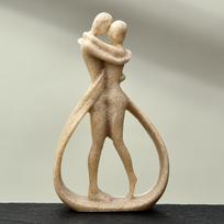 Modern Abstract Couple Hug Resin Art Home Decor Creative Mini Sculpture for Living Room 7.3x2.9x12cm brown