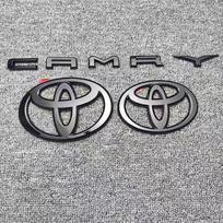 Tinka 2024 2025 9-os kartos Toyota Camry variklio dangčio ženkleliui, bagažinės ženkleliui OVERLAY Modifikacija Blizgus juodas Matinis juodas matinė juoda spalva