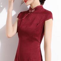 Auksinės chrizantemos sėkmės Qipao suknelė L raudona