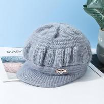 Moterų kailinės žiemos kepurės Storesnės trumpo snapelio megzta kepurė Mergaitėms Ruduo Žiema gray