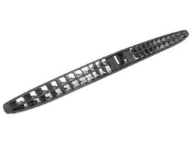 VW Golf IV 97-05 Oro paėmimo grotelės priekiniam stiklui juoda
