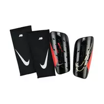 „Nike Mercurial FlyLite SuperLock“ futbolo apsaugai, juodi, DN3608 011 L