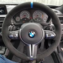 Individualizuotas zomšos odos automobilio vairo užvalkalas F87 M2 F80 M3 F82 M4 2 M5 F12 F13 M6 F85 X5 M F86 X6 M F33 F30 M Sport Black Thread gray