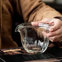 Japoniškas netaisyklingos formos teisingas puodelis Aukšto boro silikatinio karščiui atsparaus stiklo arbatos dozatorius Chahai Kung Fu arbatos rinkinys 200-400ml brown