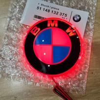 1x 82mm 4D light badge for BMW 3 4 5 6 7 X M Z series badge LED logo light white/red/blue light. GK3 8.2cm mėlyna